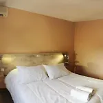 Luar Hotel